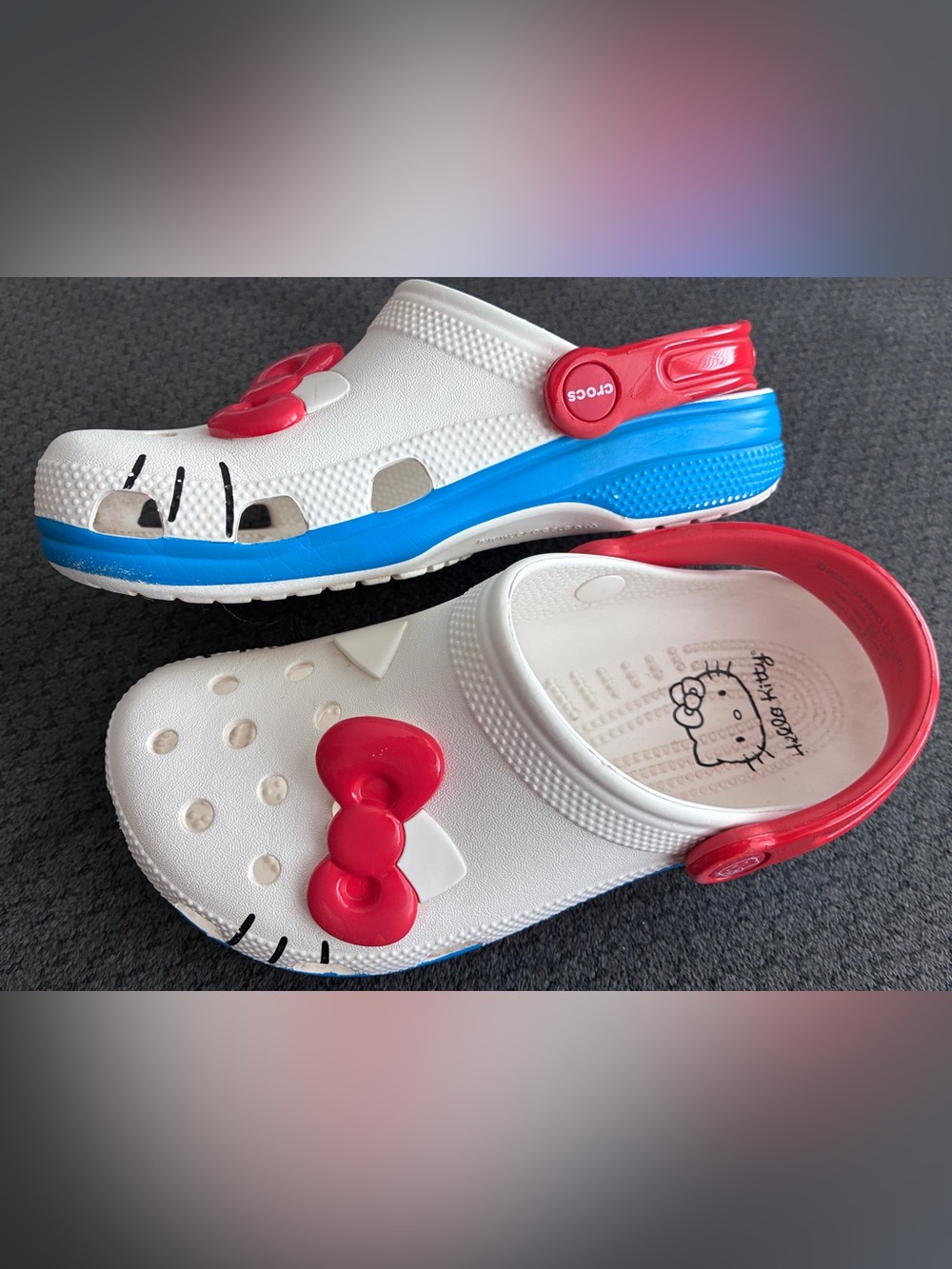 Crocs X Hello Kitty Adult Classic Clogs, Size 4M / 6W - Picture 2 of 9